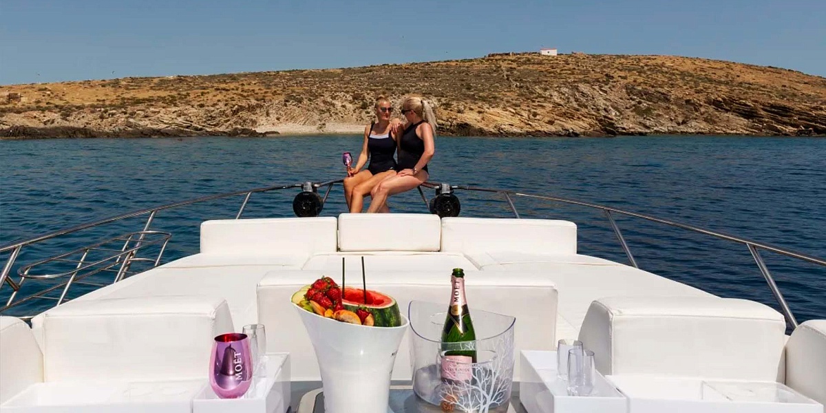 Аренда яхты Cranchi M44 на Миконосе, Греция